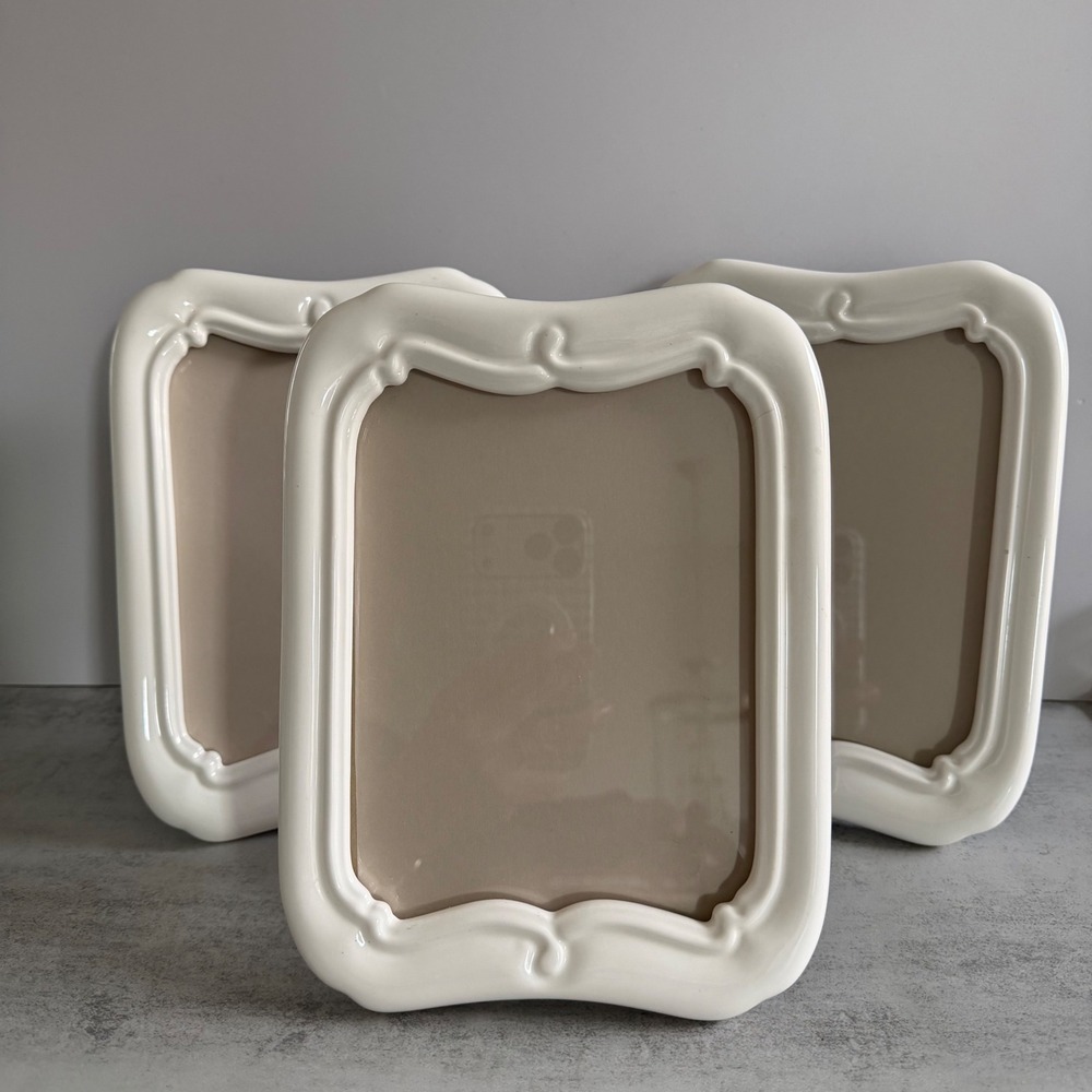 Vintage Hallmark Ceramic Picture Frame Set 3 Cream White Scroll Scalloped 4x6